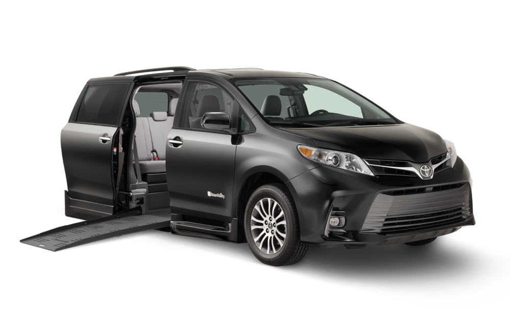 toyota-sienna-braunability-side-ramp